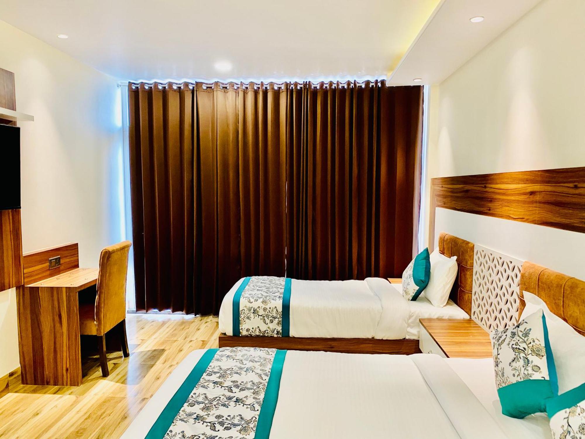 Hotel White House Walking Distance From Golden Temple- With Parking Amritsar Buitenkant foto