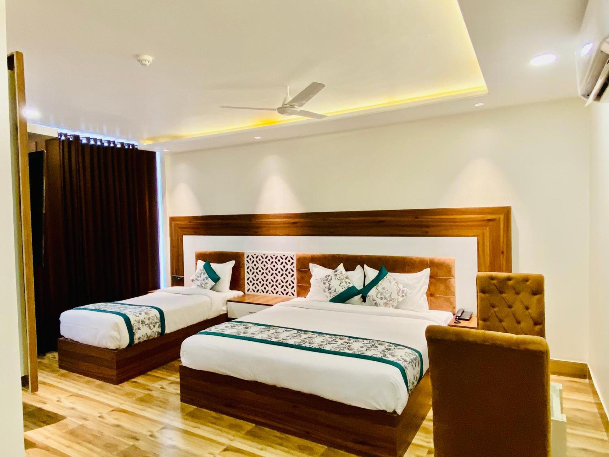 Hotel White House Walking Distance From Golden Temple- With Parking Amritsar Buitenkant foto
