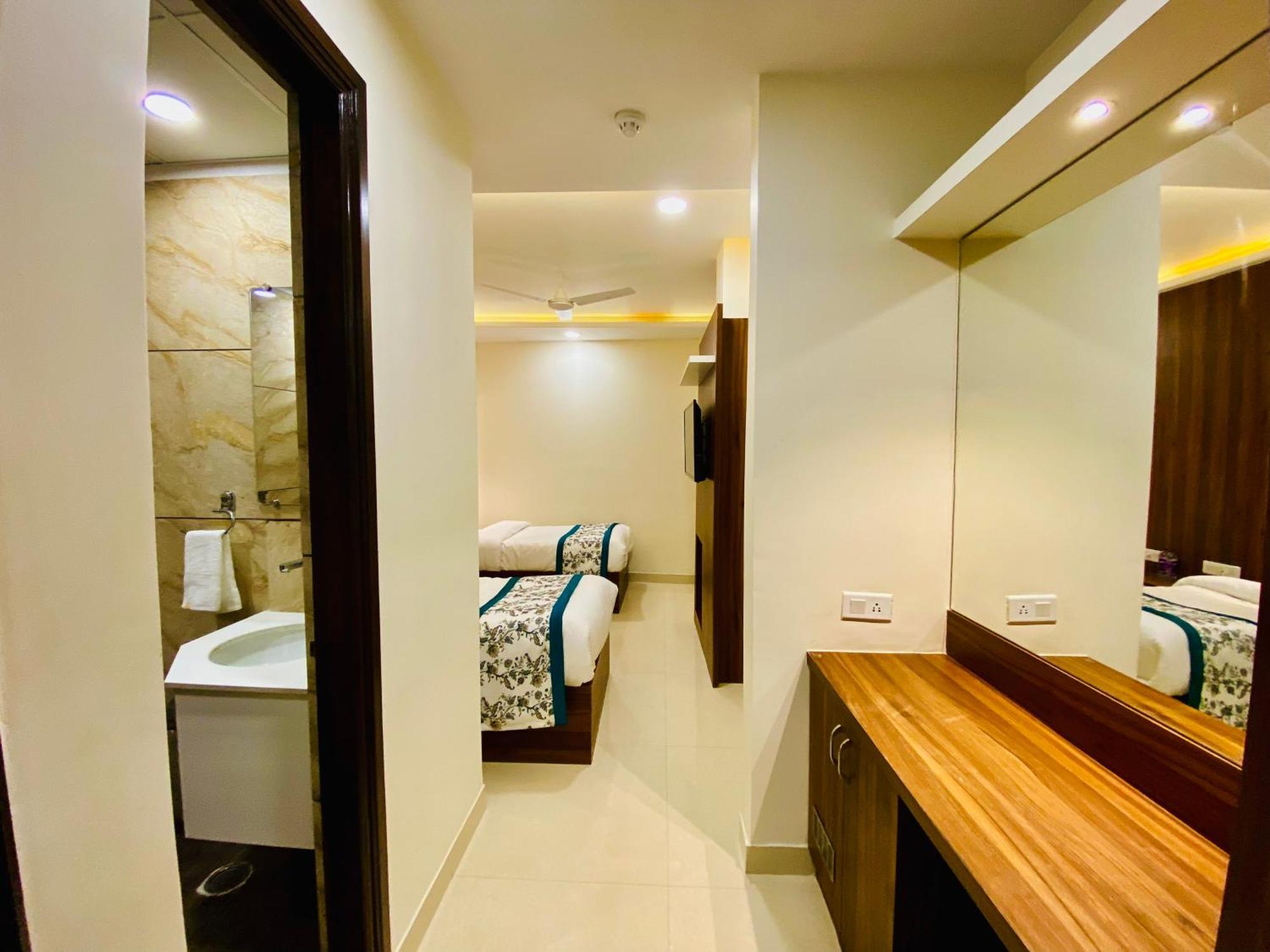 Hotel White House Walking Distance From Golden Temple- With Parking Amritsar Buitenkant foto